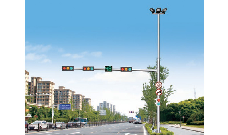 道路的路燈使用綜合桿優(yōu)勢(shì)有哪些？